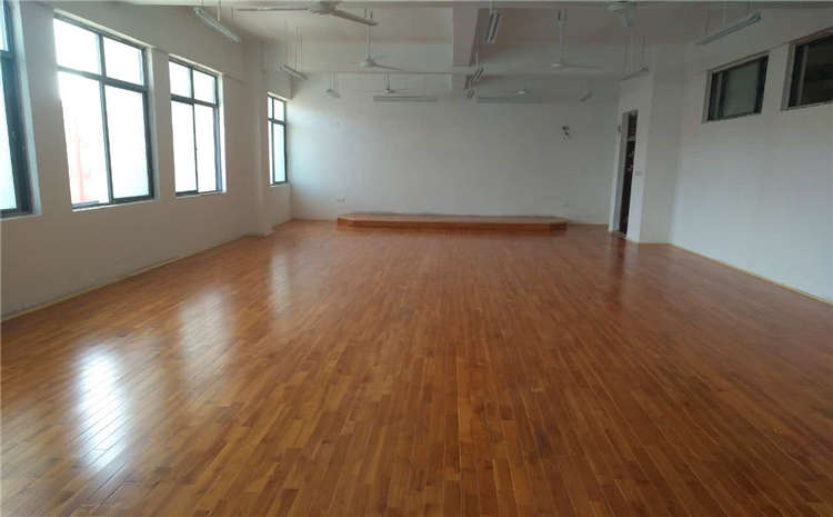 橡膠木NBA籃球場木地板哪個品牌好？