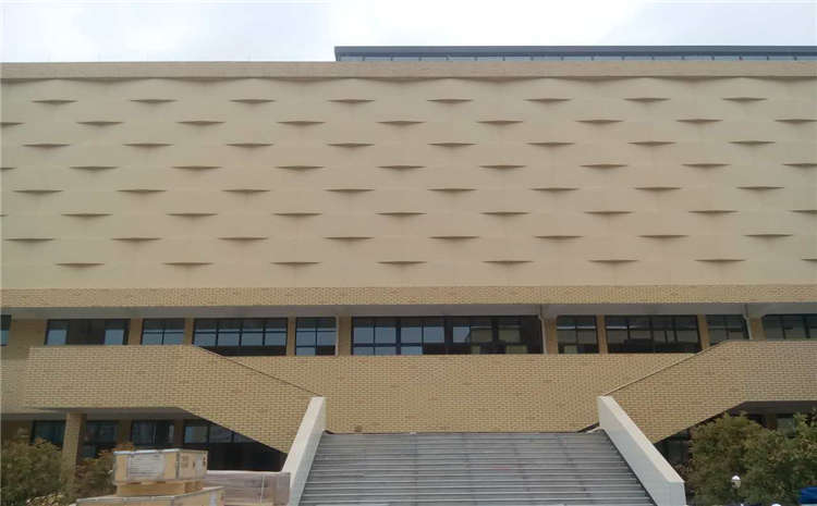 籃球館運動木地板的更換周期可達幾十年