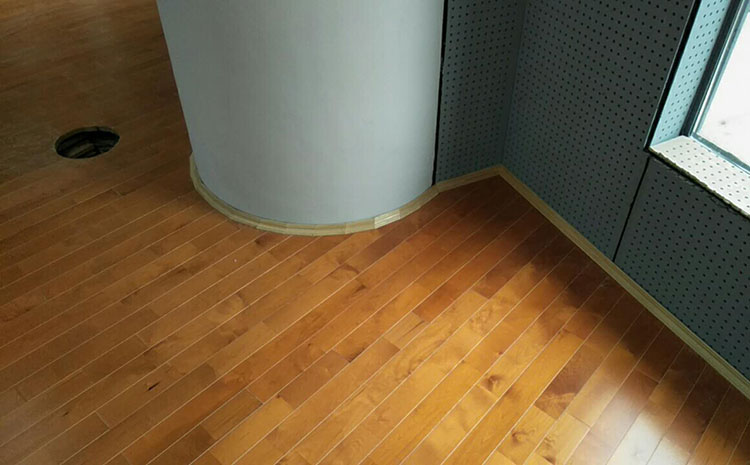 甘肅企口體育木地板施工技術