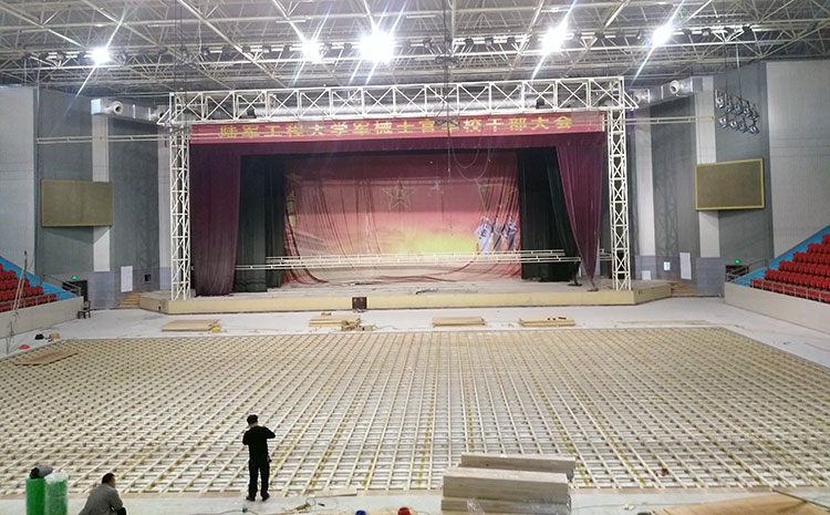 橡膠木風雨操場運動地板結構