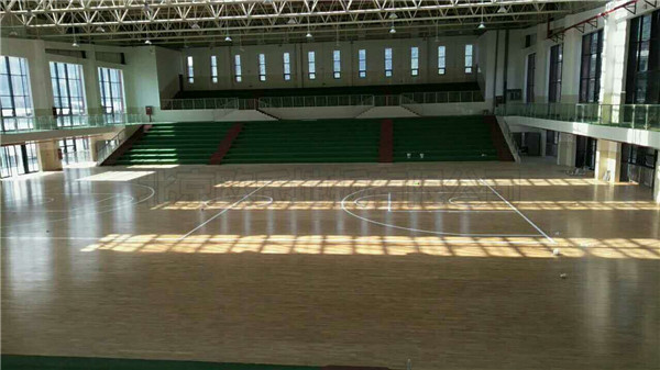 貴州省遵義市習(xí)水縣**中學(xué)籃球館木地板案例 貴州省遵義市習(xí)水縣**中學(xué)籃球館木地板案例